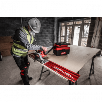 MILWAUKEE Аккумуляторная погружная пила по дереву и пластику 55 мм M18 FPS55-552P, 4933478778 | 4933