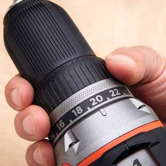 Дриль-шурупокрут акумуляторний BLACK+DECKER, безщітковий, безударний, 18 В, 52 Нм, 0-1650 об/хв