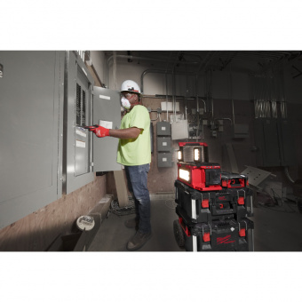 MILWAUKEE Ліхтар світлодіодний акумуляторний PACKOUT , M18 POALC-0 | 4933478120