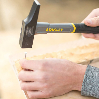 STANLEY STHT0-54159 Молоток 315грамм столярный FIBREGLASS