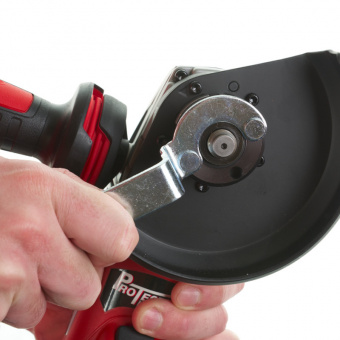 MILWAUKEE Шліфмашина кутова , AGV 12-125 X, 1200Вт, Ø125мм | 4933428085