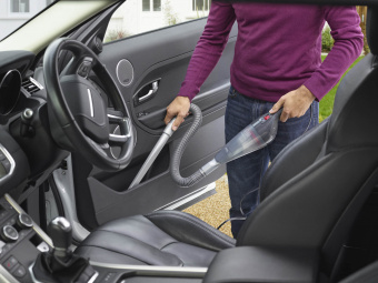 Пилосос автомобільний BLACK+DECKER, 12 В (автомережа),повітряна потужність 8.5 аВт