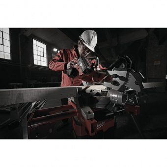 MILWAUKEE Торцовочная пила аккумуляторная 216 мм M18 SMS216-0 | 4933471057