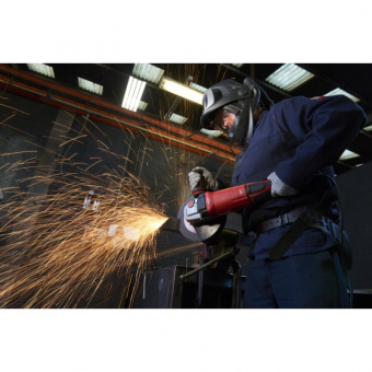 MILWAUKEE Углошлифовальная машина AGVKB-24-230 EKX | 4933471464