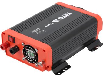 Перетворювач напруги YATO з джерела 12 В DC в 230 В, номінально- 300 Вт AC, піковий- 600 Вт [5]