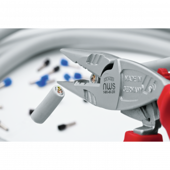 NWS  Плоскогубці комбіновані "Ergo Multi" з ізольов. ручками VDE до 1000 В: вигнуті 45°, L= 200 мм |