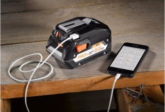 Зарядний пристрій USB AEG 18В DW