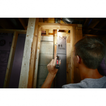 MILWAUKEE Ліхтар світлодіодний акумуляторний компактний , L4 FMLED-301 | 4933479770