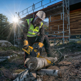 Пила цепная аккумуляторная DeWALT DCM575X1