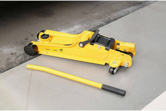 Домкрат STANLEY гідравлічний підкатний, 2000 кг, Нмин 85 мм, Нмакс 381 мм | STMT81251-1