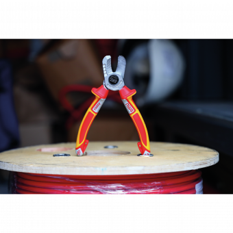 NWS  Бокорізи - ножиці для кабелю Ø≤ 16 мм, L= 160 мм. Al/Cu. ізольовані VDE до 1000V | 043-49-VDE-1