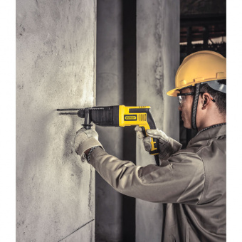 STANLEY STHR202K Перфоратор 2 кг горизонтальный, SDS-Plus, 620 Вт, 2 режима, 1,34 Дж в кейсе