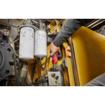 MILWAUKEE Трещётка аккумуляторная бесщёточная 3/8" (47 Нм) M12 FUEL FHIR38-0 (каркас) | 4933478172