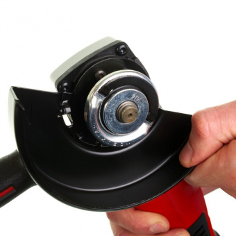 MILWAUKEE Аккумуляторная угловая шлифовальная машина (УШМ, Болгарка) HD28 AG-115-502X 4933448540 | 4