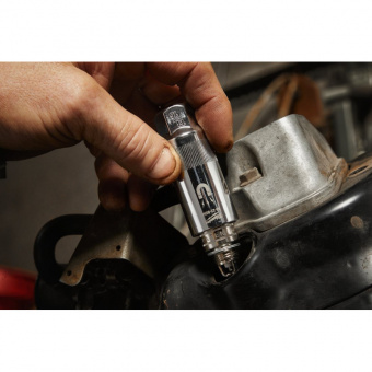 MILWAUKEE Торцевая головка свечная 3/8'' 20.8мм с магнитом | 4932480678